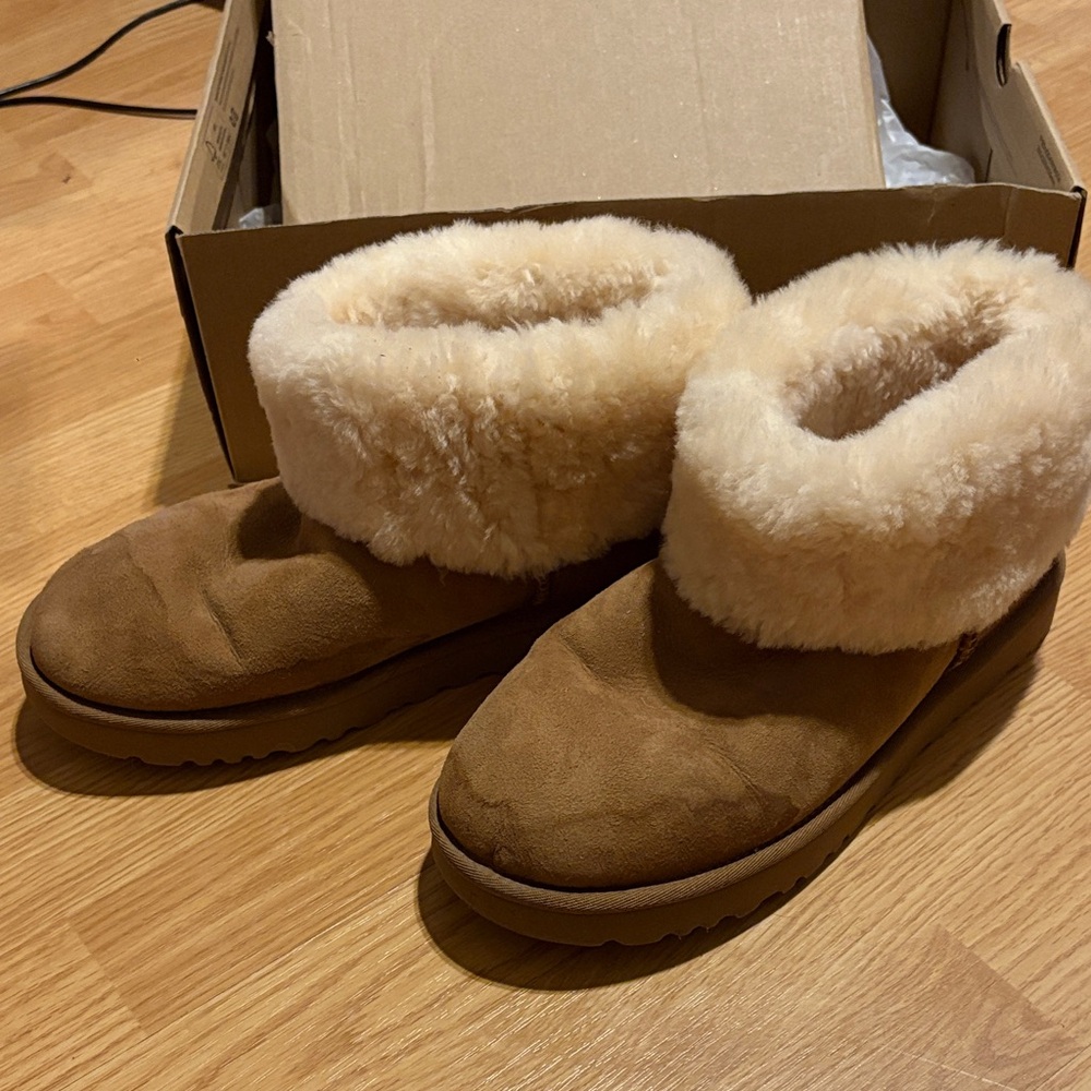UGG Classic Mini Fluff